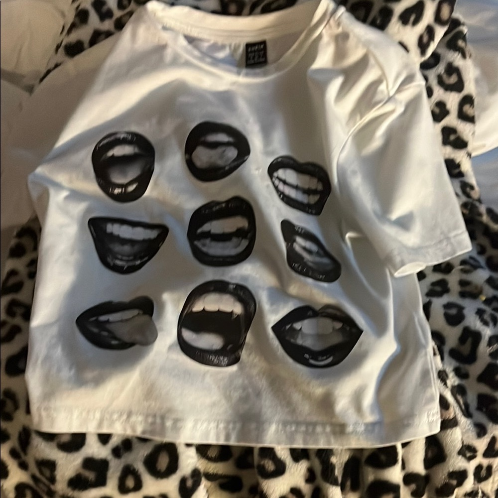 White cropped shirt from SHEIN!
